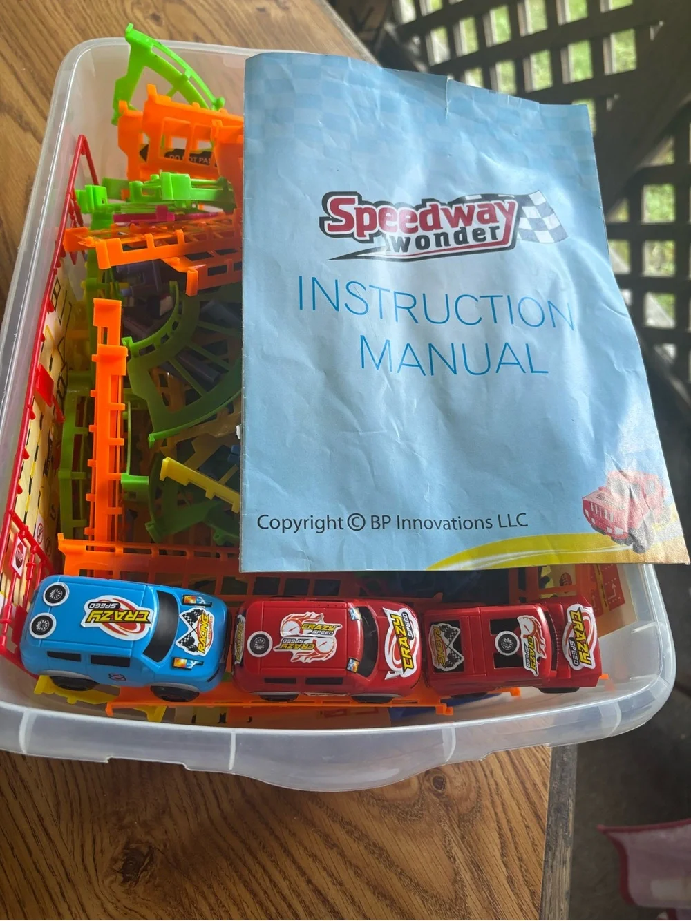 Speedway Wonder Mixed Set Race Track with 3 Battery Operated Car and Manual Incl